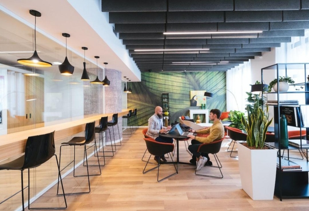 Case Study: LUXE & CO.: CALIBRATING AI PERSONALIZATION IN PREMIUM&nbsp;RETAIL